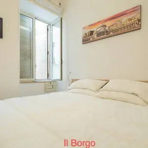 Il Borgo , Napoli Italia